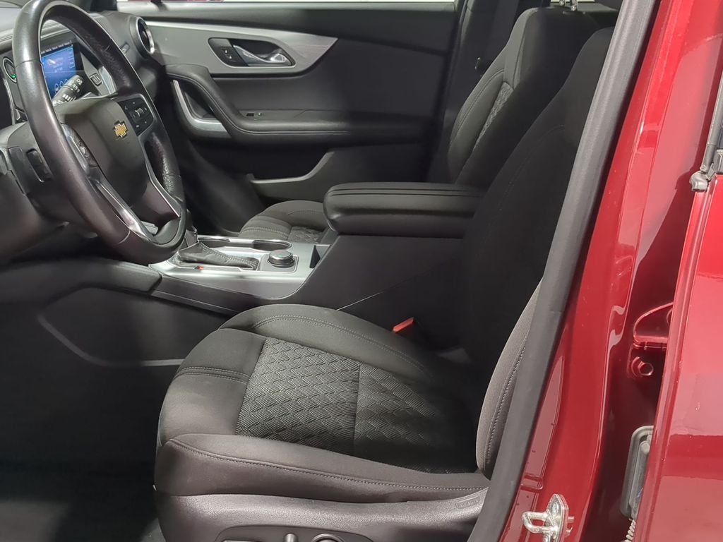 Thumbnail: 2020 Chevrolet Blazer - 9