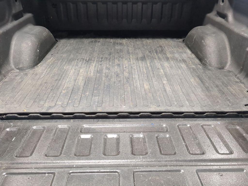 Thumbnail: 2018 GMC Sierra 1500 - 16