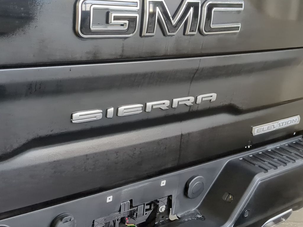 Thumbnail: 2022 GMC Sierra 1500 - 31