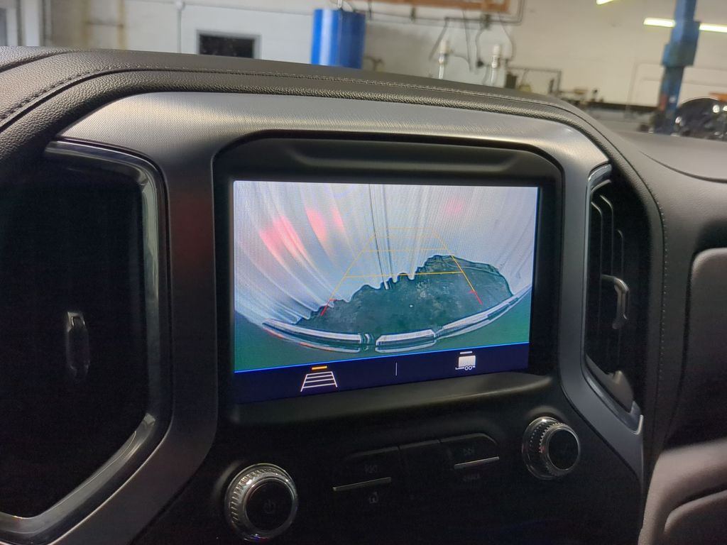 Thumbnail: 2022 GMC Sierra 1500 - 38