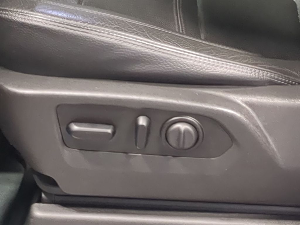 Thumbnail: 2021 GMC Sierra 1500 - 25