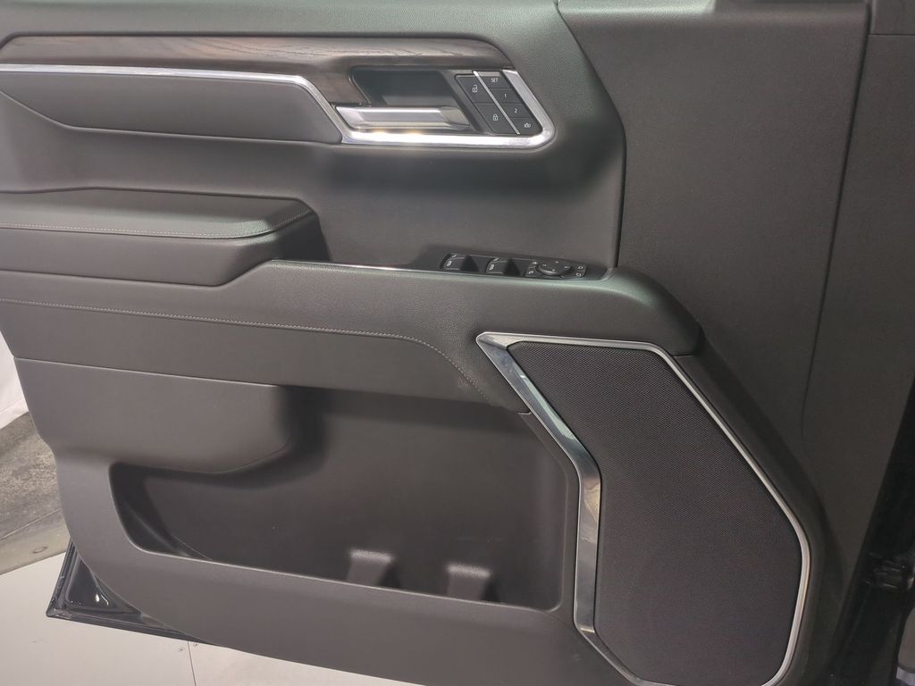 Thumbnail: 2023 GMC Sierra 1500 - 31