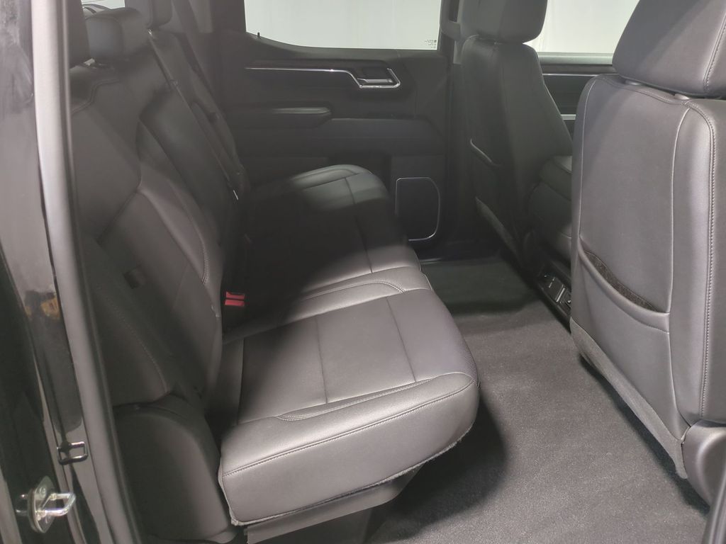 Thumbnail: 2023 GMC Sierra 1500 - 24