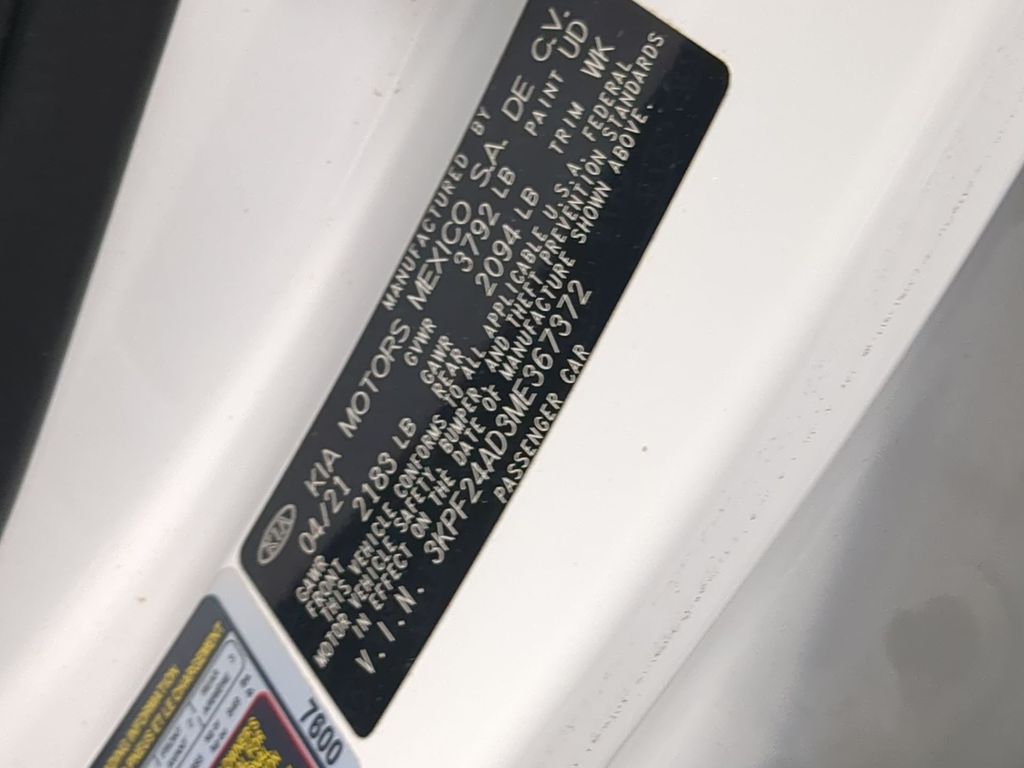 Thumbnail: 2021 Kia Forte - 17