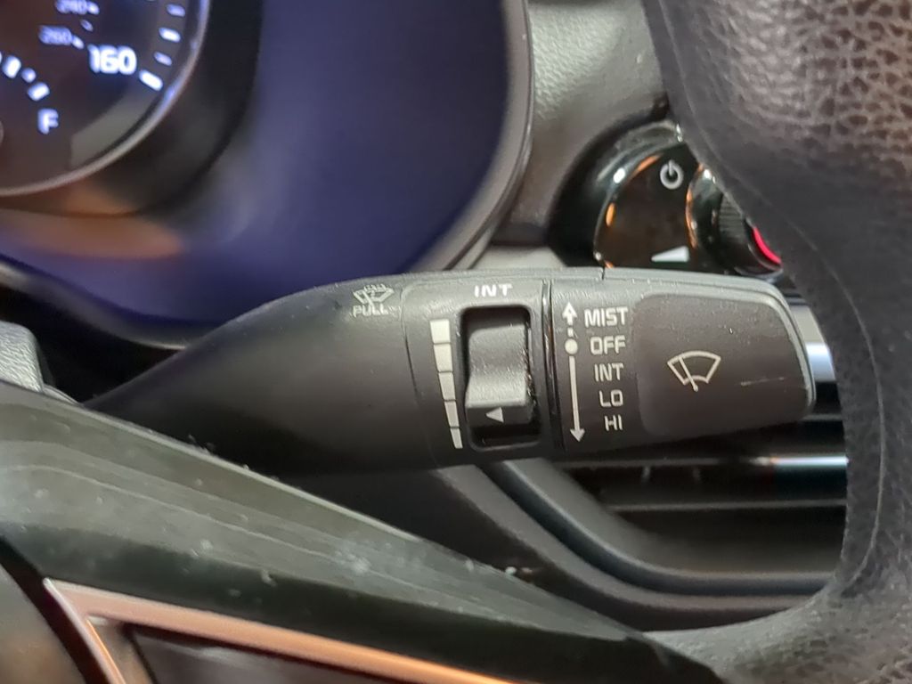 Thumbnail: 2022 Kia Forte - 37