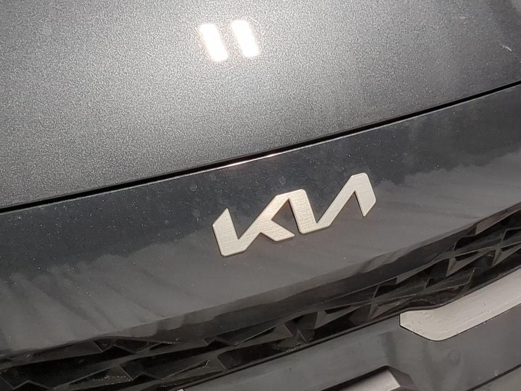 Thumbnail: 2022 Kia Forte - 7