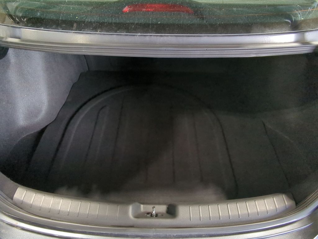 Thumbnail: 2022 Kia Forte - 17