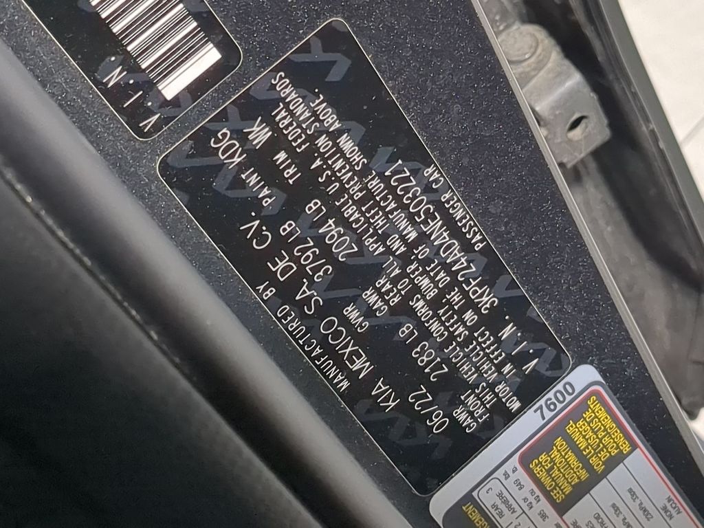 Thumbnail: 2022 Kia Forte - 41