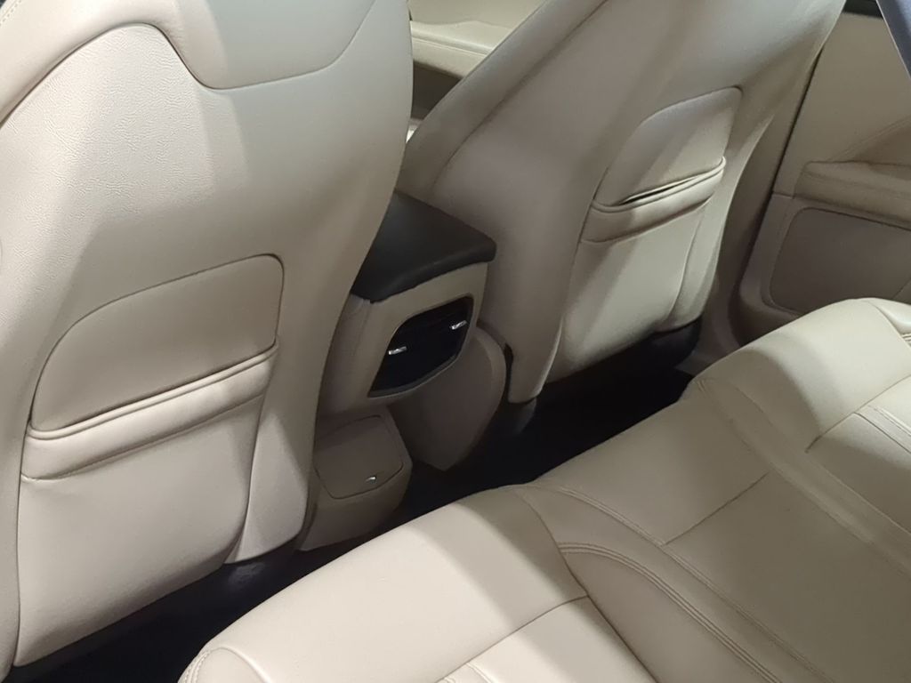 Thumbnail: 2017 Lincoln MKZ - 12