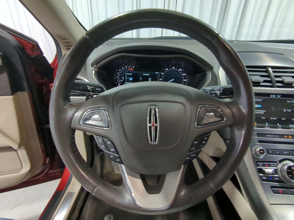 Thumbnail: 2017 Lincoln MKZ - 13
