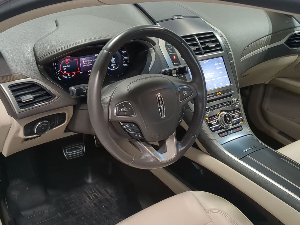 Thumbnail: 2019 Lincoln MKZ - 2