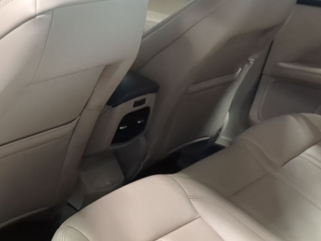Thumbnail: 2019 Lincoln MKZ - 12