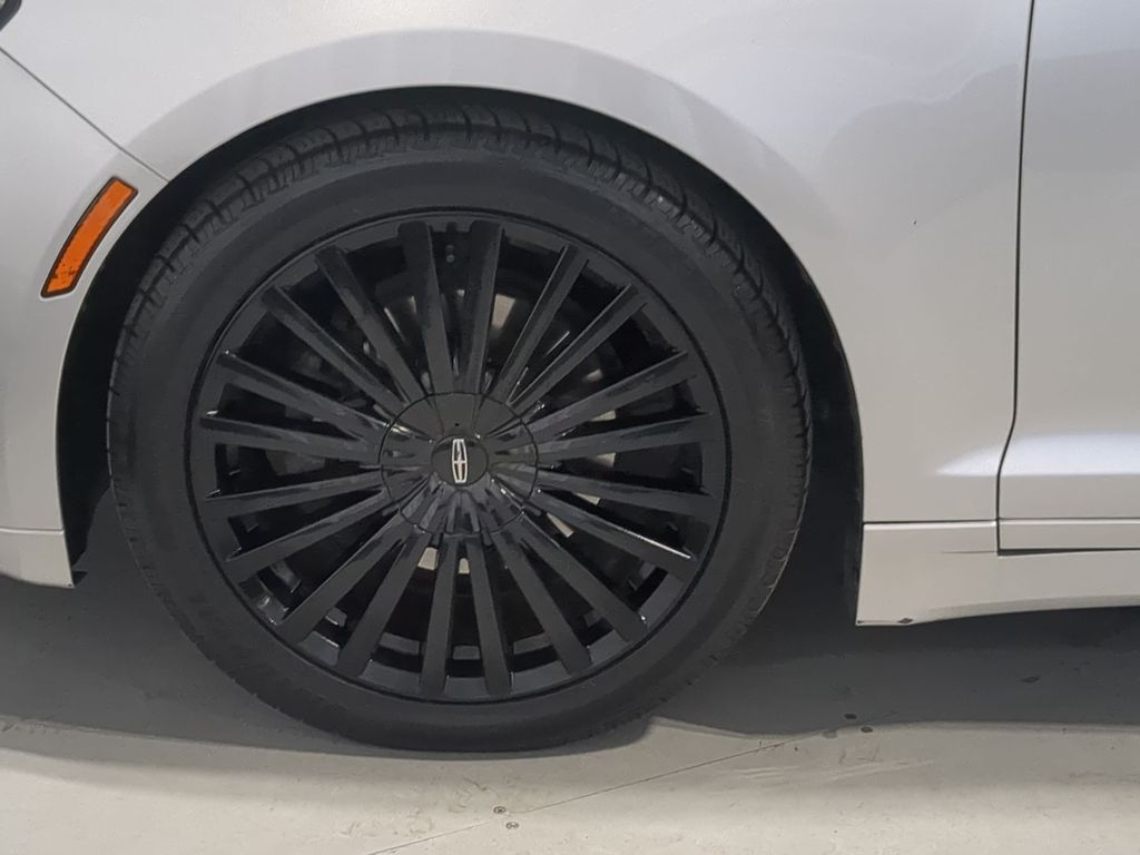 Thumbnail: 2017 Lincoln MKZ - 6