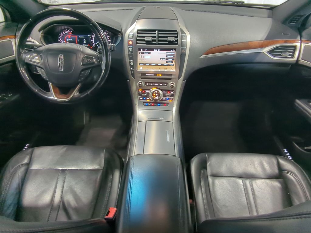 Thumbnail: 2017 Lincoln MKZ - 7