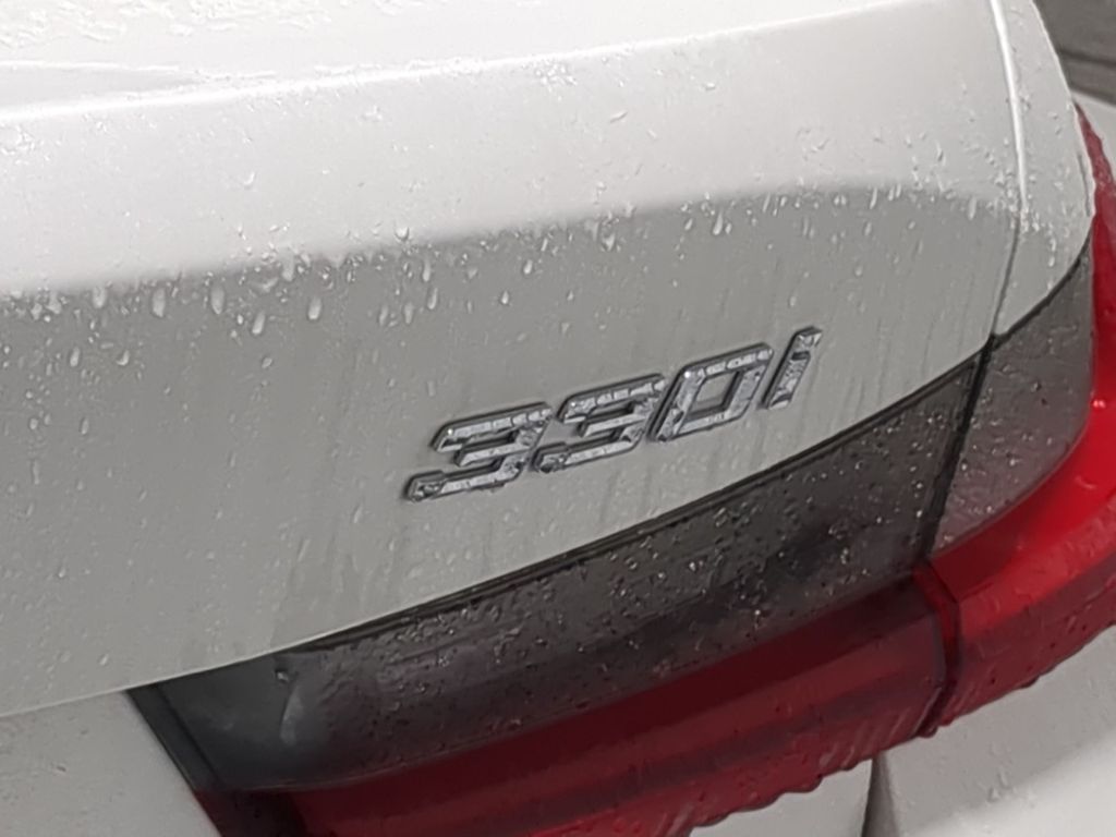 Thumbnail: 2024 BMW 3 Series - 33