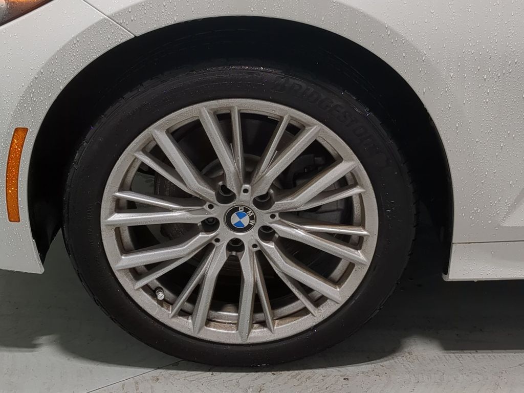 Thumbnail: 2024 BMW 3 Series - 8