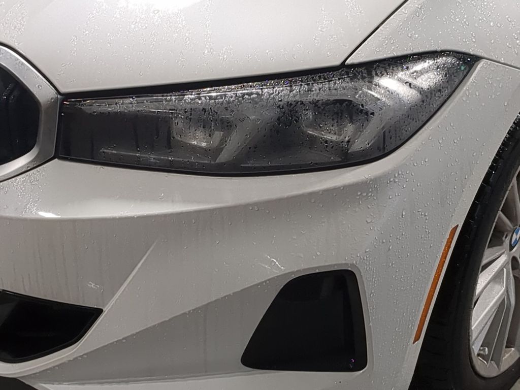 Thumbnail: 2024 BMW 3 Series - 32