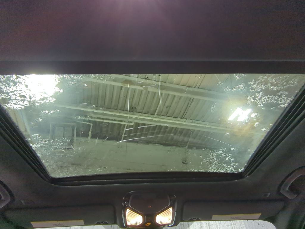 Thumbnail: 2024 BMW 3 Series - 38