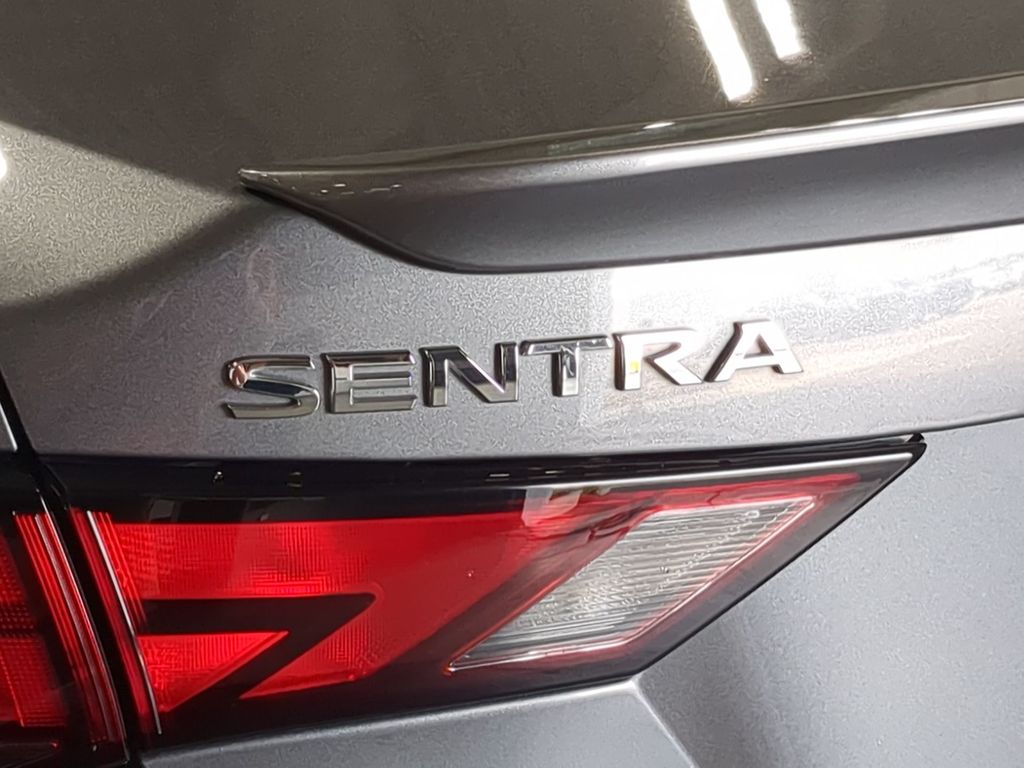 Thumbnail: 2020 Nissan Sentra - 25