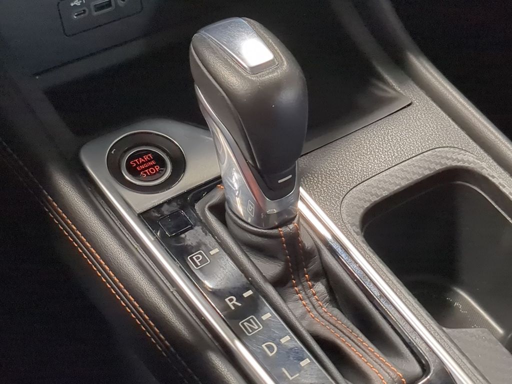 Thumbnail: 2020 Nissan Sentra - 33