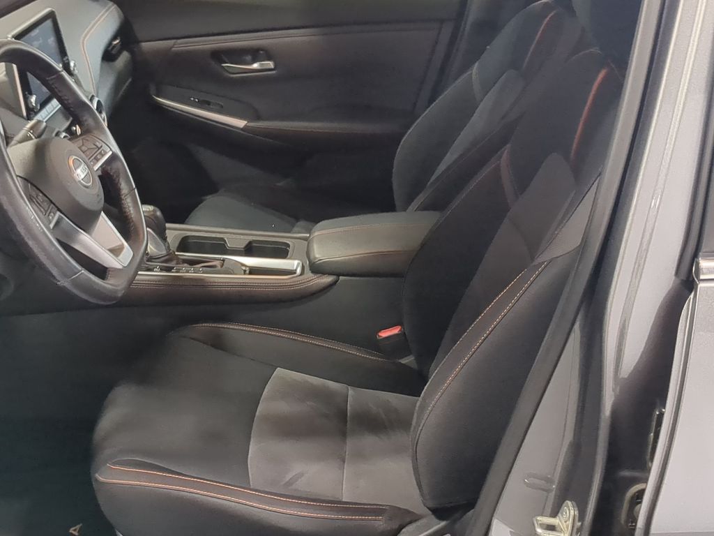 Thumbnail: 2020 Nissan Sentra - 9