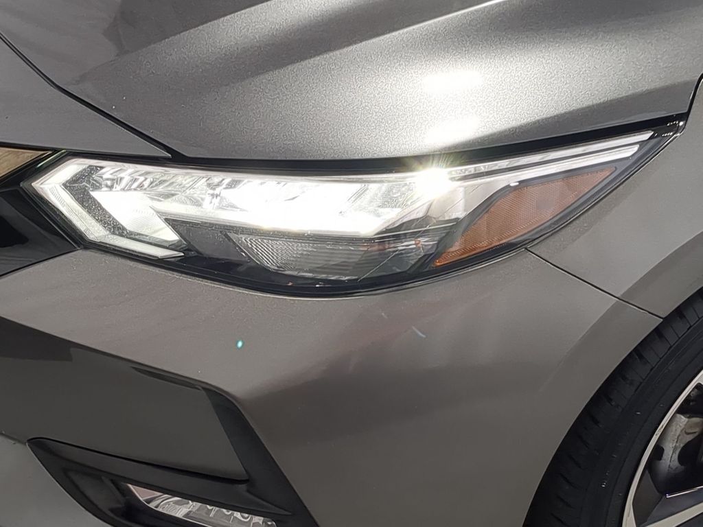 Thumbnail: 2020 Nissan Sentra - 24
