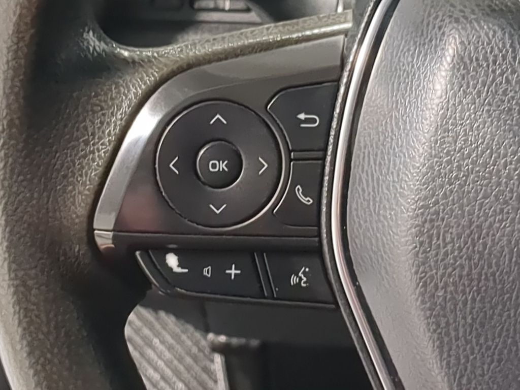 Thumbnail: 2019 Toyota Camry - 28