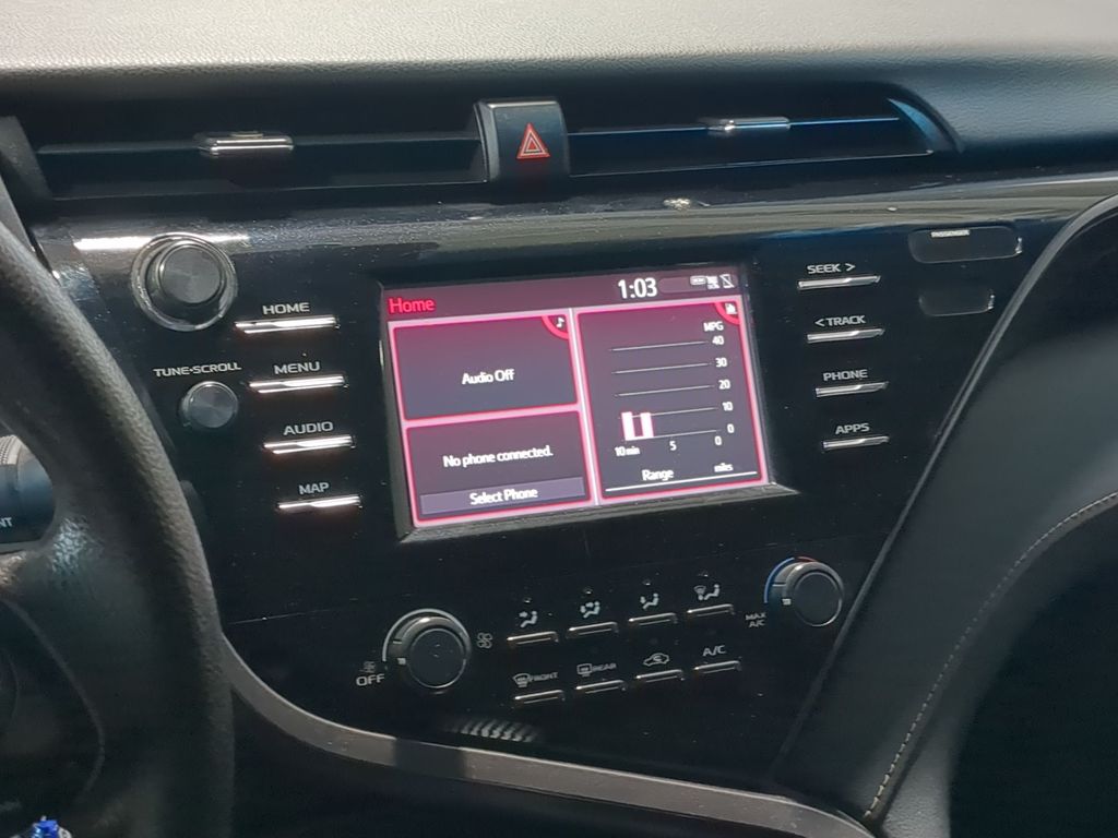 Thumbnail: 2019 Toyota Camry - 14