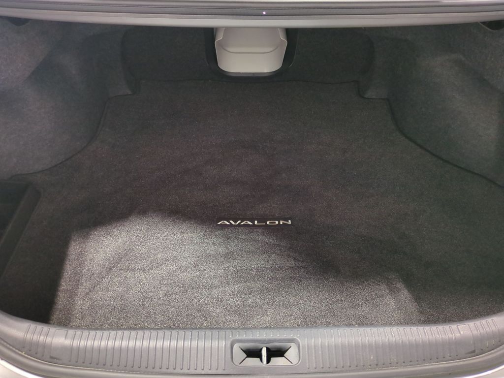 Thumbnail: 2011 Toyota Avalon - 17
