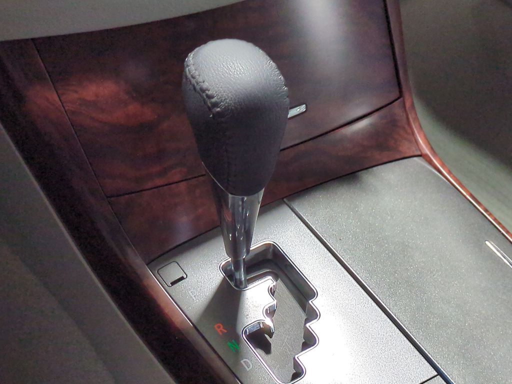Thumbnail: 2011 Toyota Avalon - 36