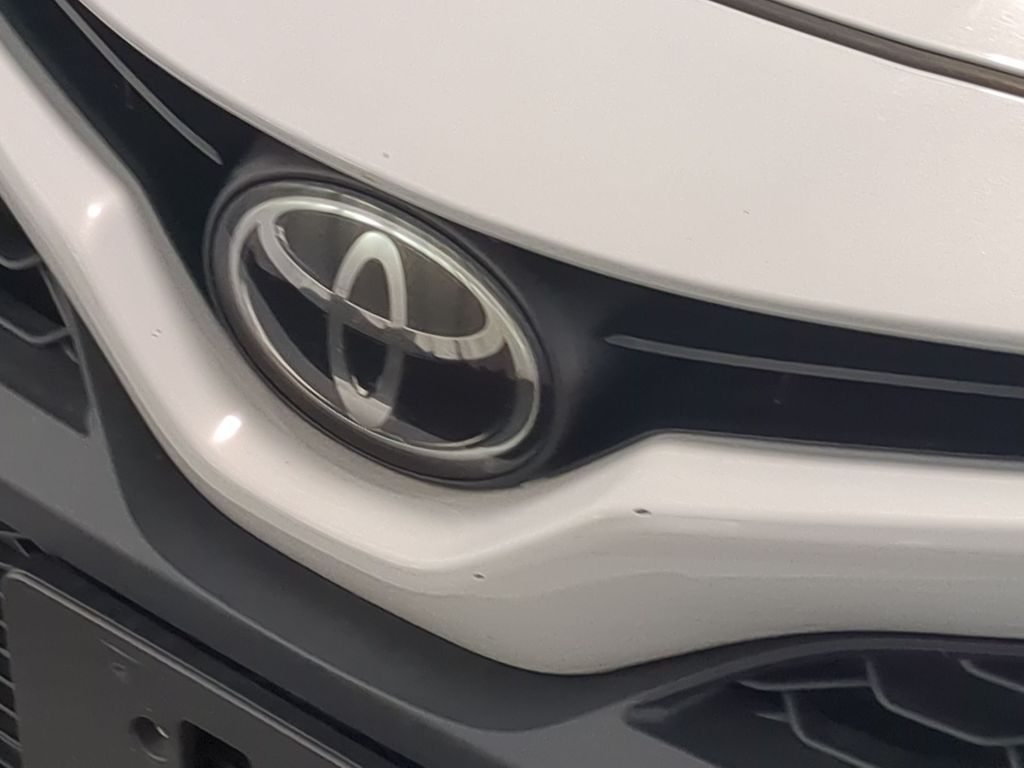 Thumbnail: 2023 Toyota Camry - 7