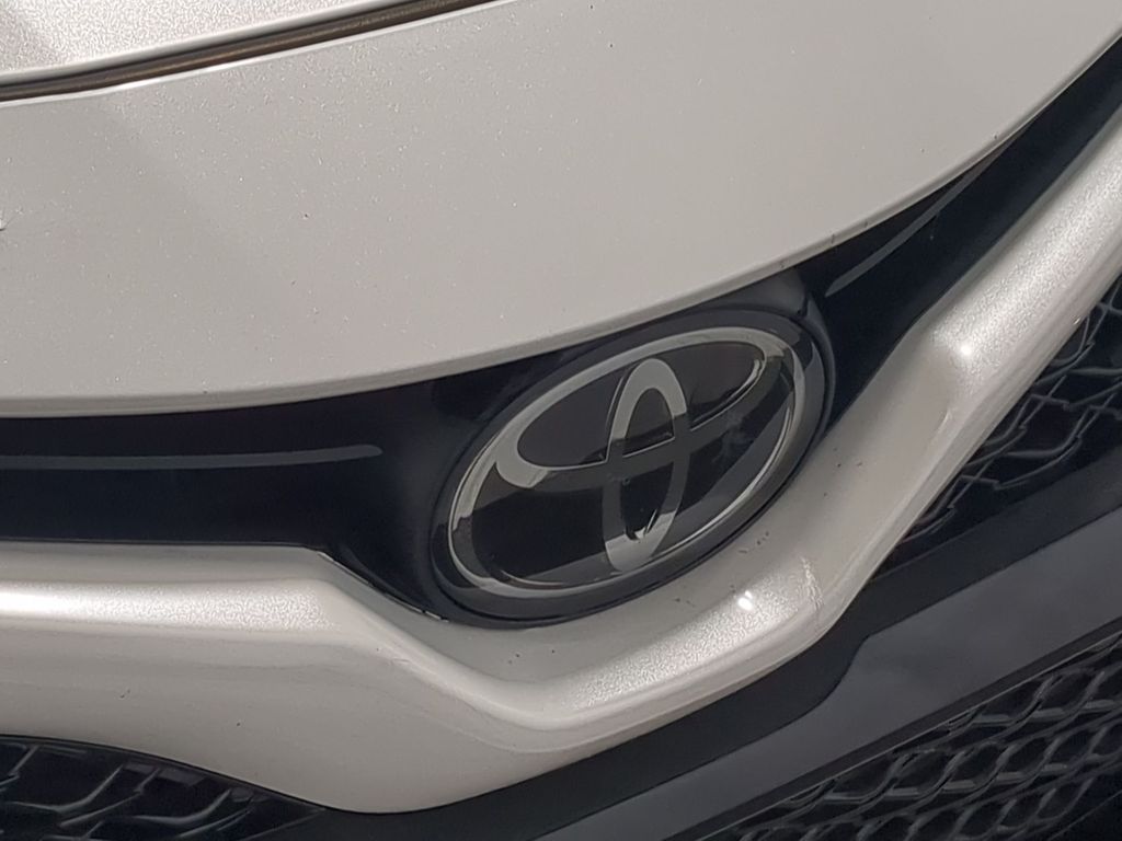 Thumbnail: 2023 Toyota Camry - 25