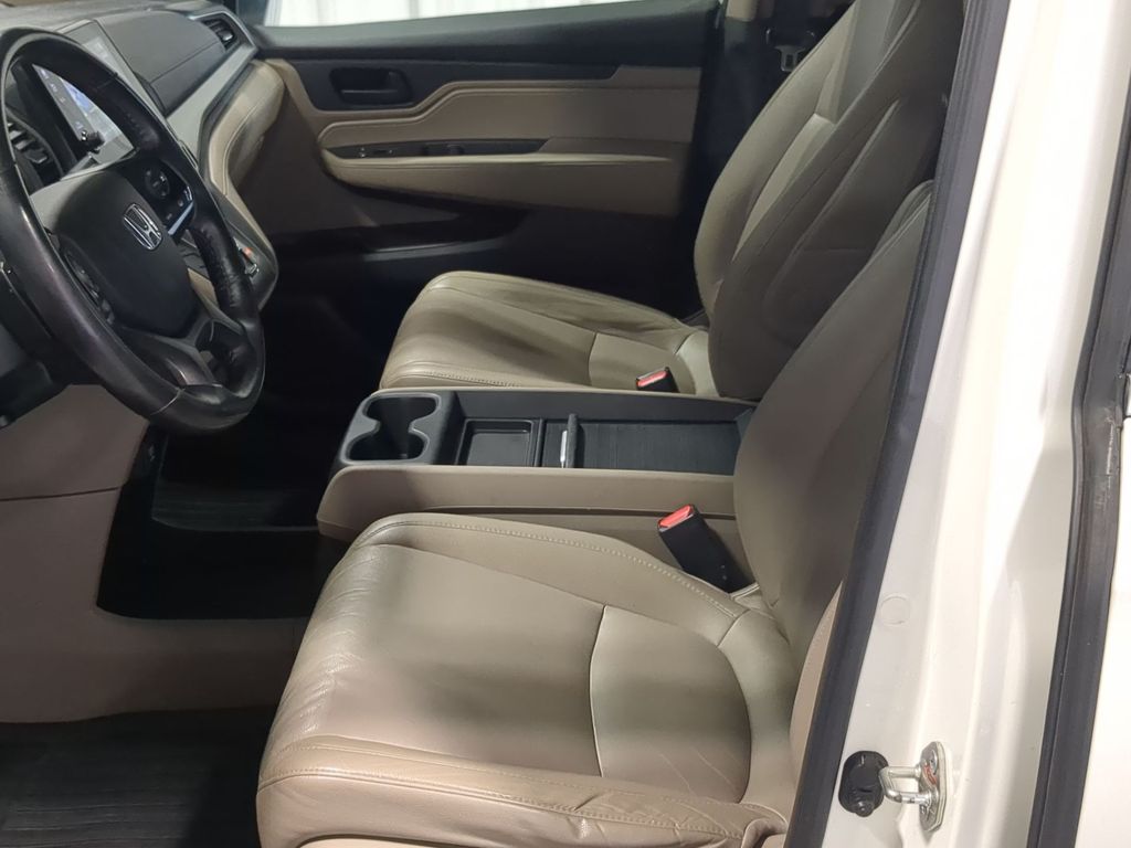 Thumbnail: 2019 Honda Odyssey - 9