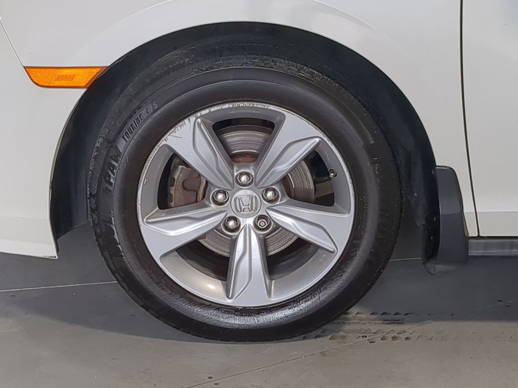 Thumbnail: 2019 Honda Odyssey - 7