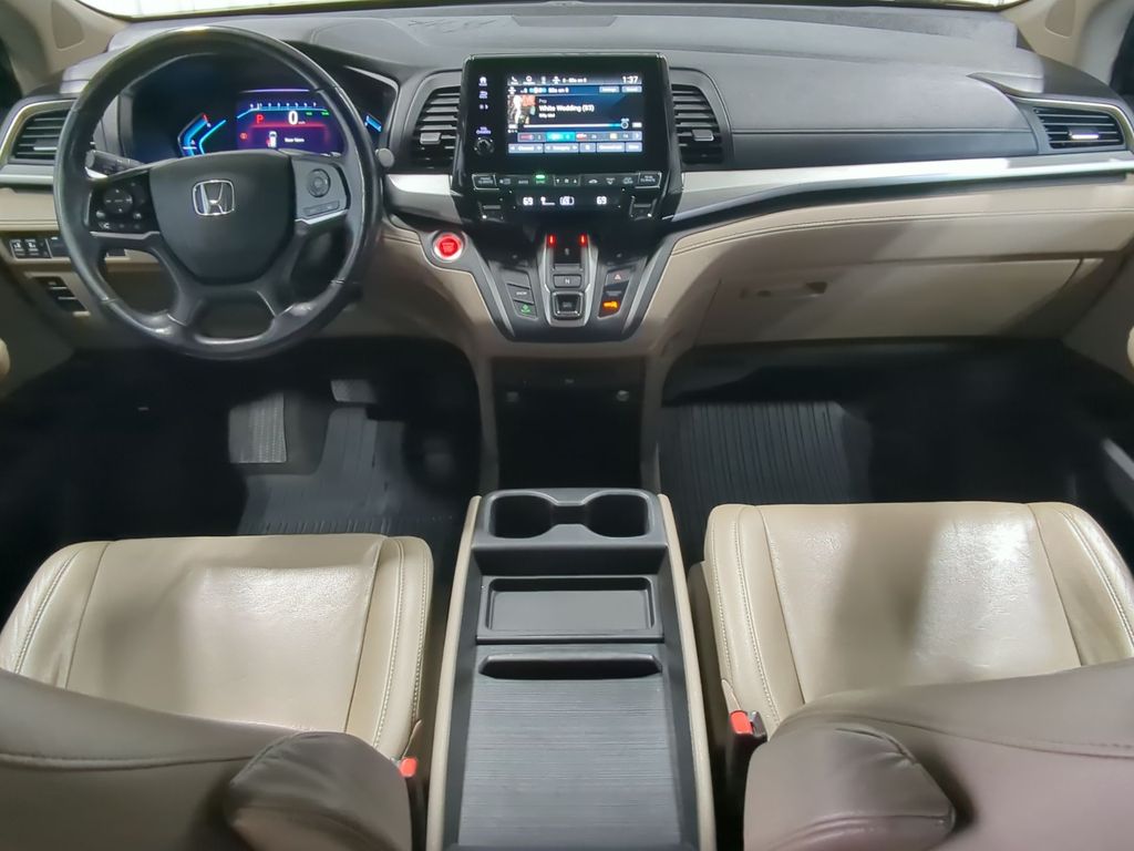 Thumbnail: 2019 Honda Odyssey - 8
