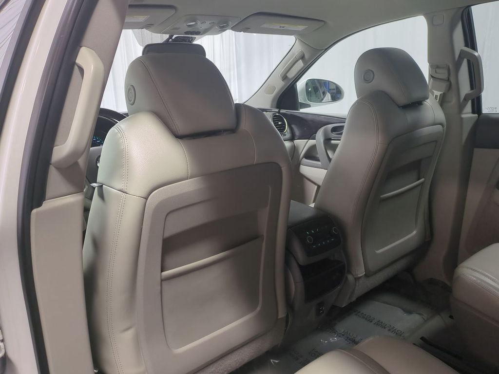 2017 Buick Enclave Premium 12