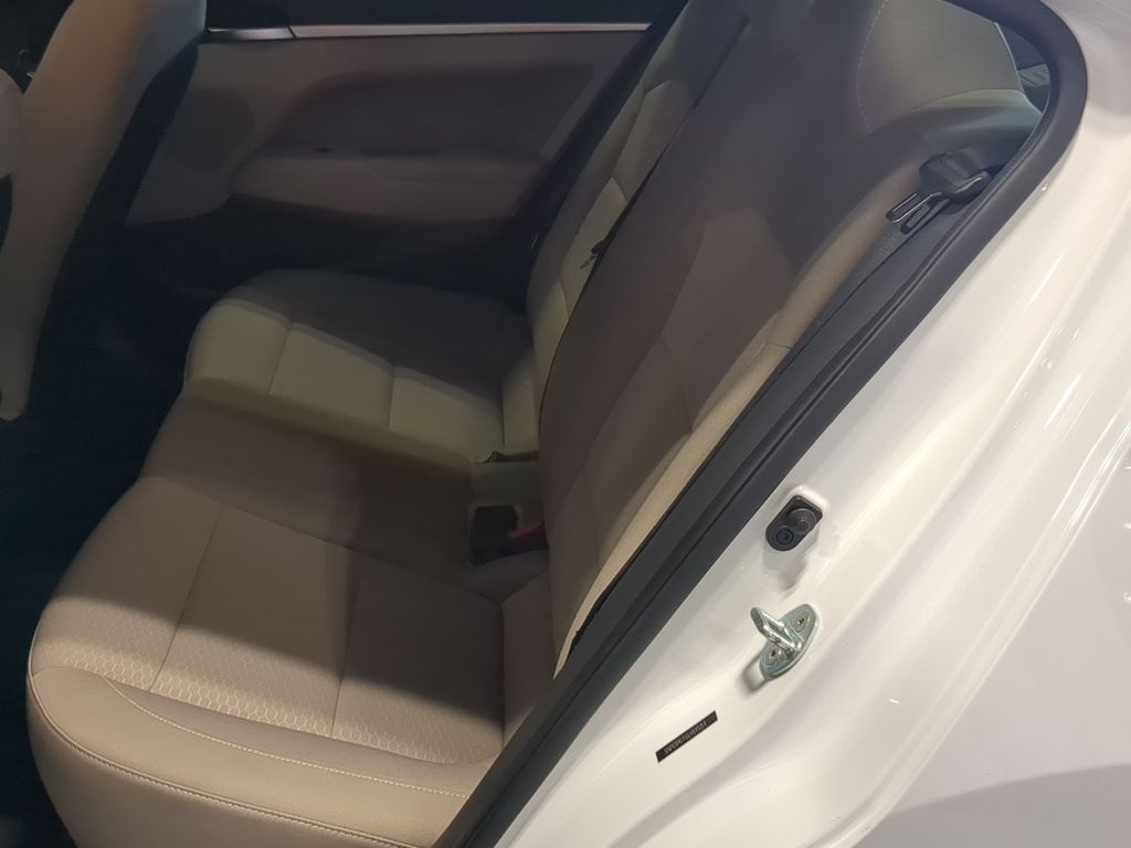 Thumbnail: 2020 Hyundai Elantra - 28