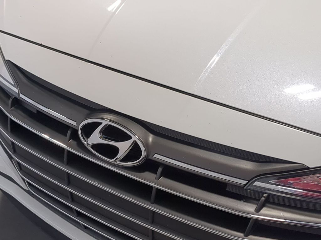 Thumbnail: 2020 Hyundai Elantra - 7