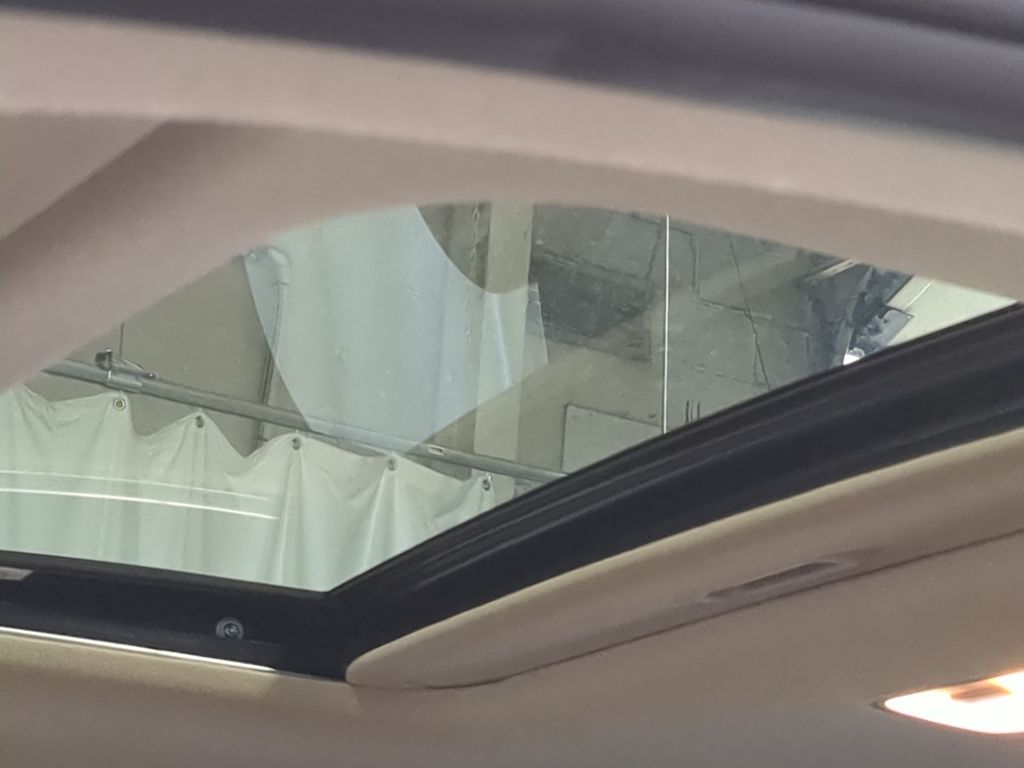Thumbnail: 2020 Hyundai Elantra - 27