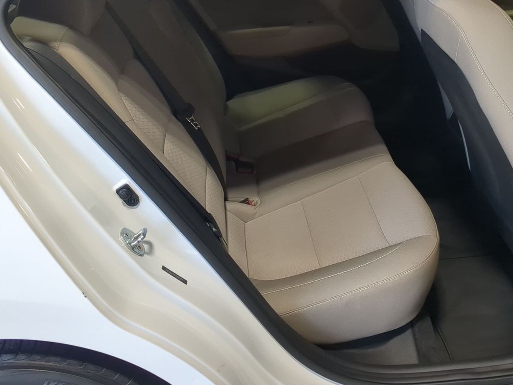 Thumbnail: 2020 Hyundai Elantra - 11