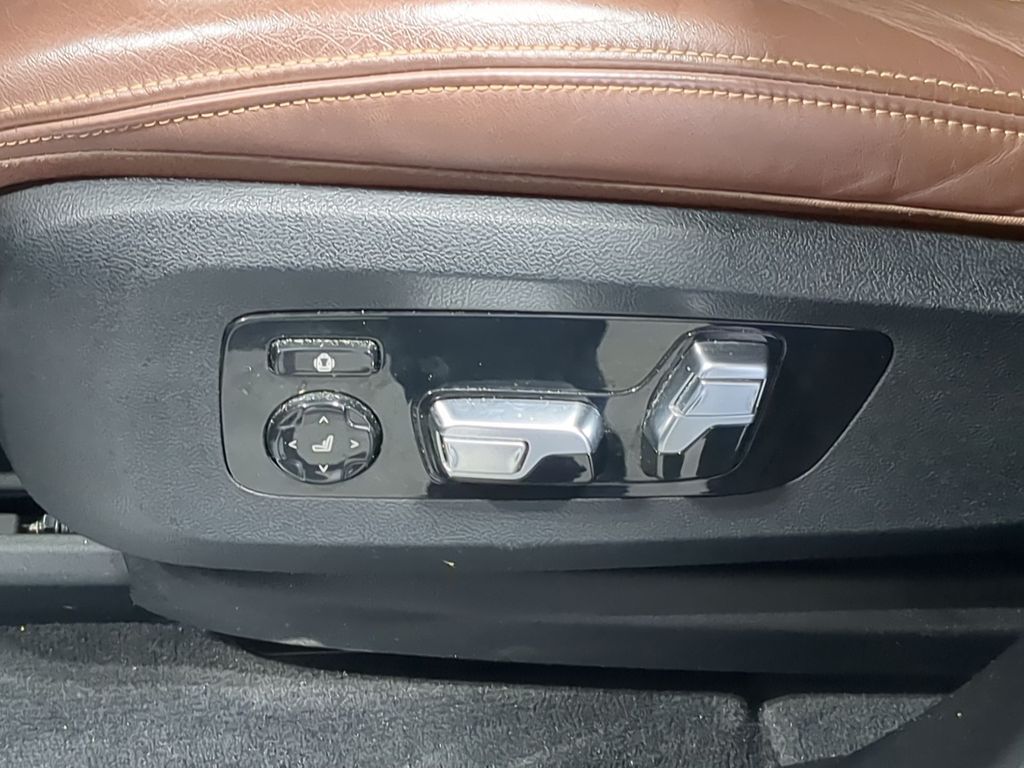 Thumbnail: 2024 BMW X5 - 24