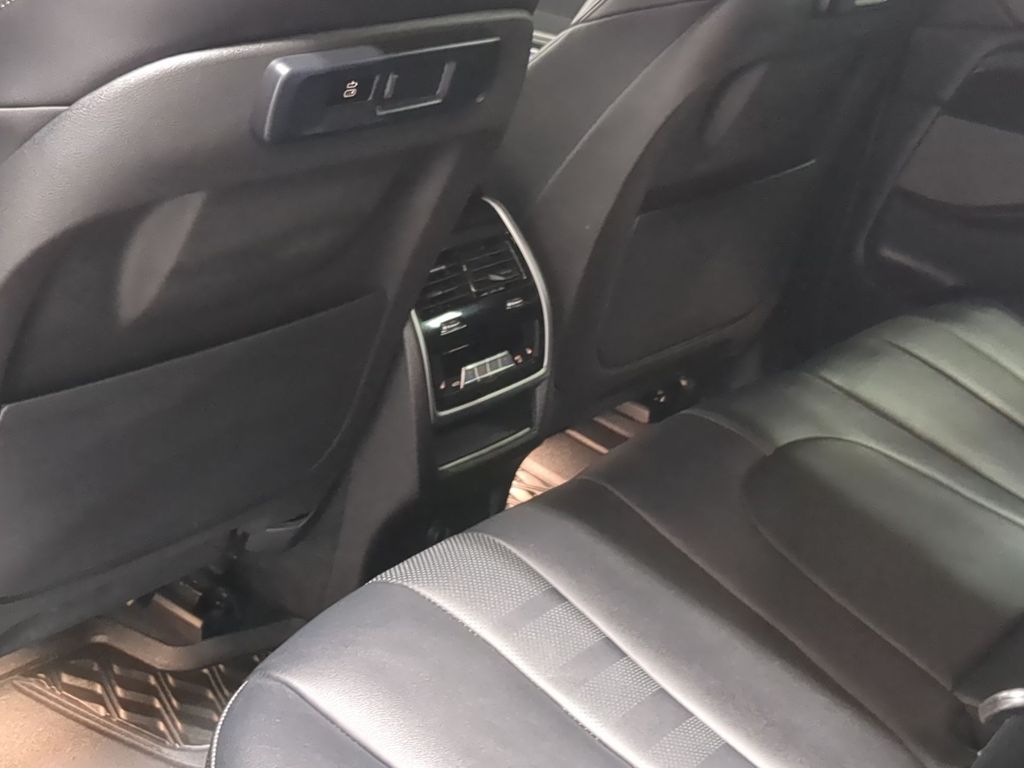 Thumbnail: 2021 BMW X5 - 27