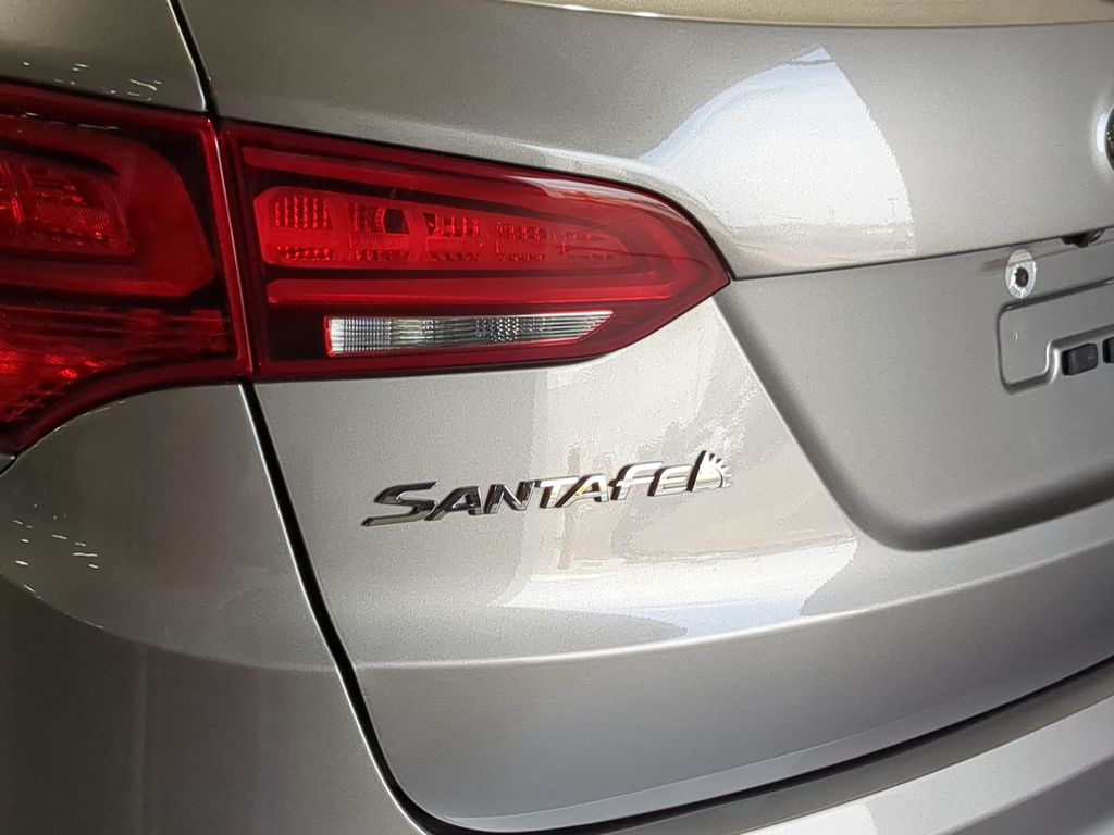 Thumbnail: 2017 Hyundai Santa Fe - 25