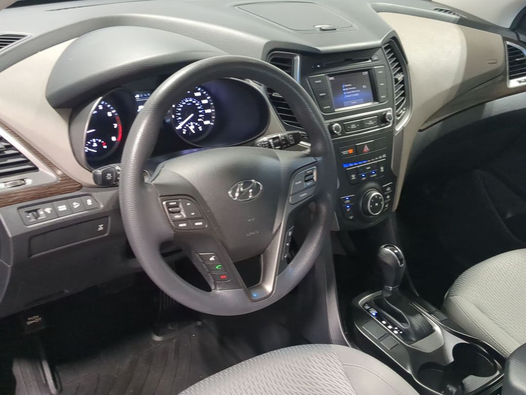 Thumbnail: 2017 Hyundai Santa Fe - 2