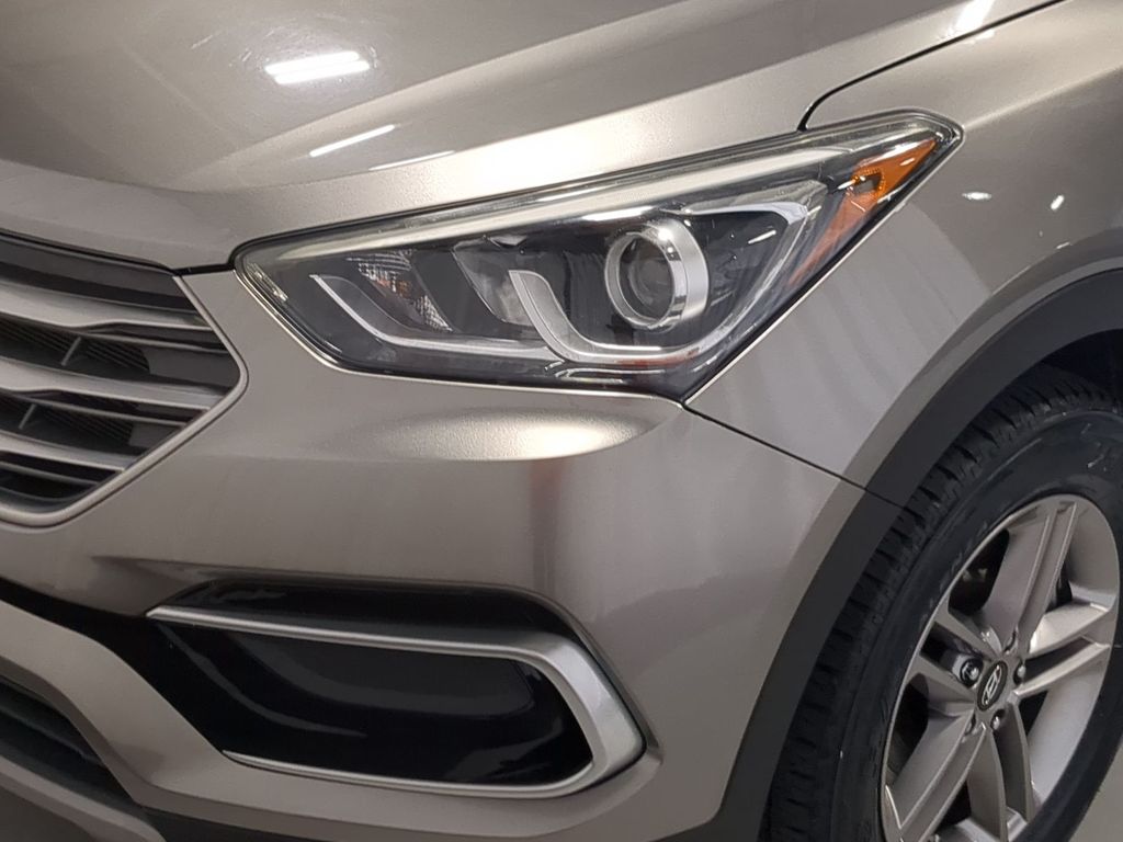 Thumbnail: 2017 Hyundai Santa Fe - 24