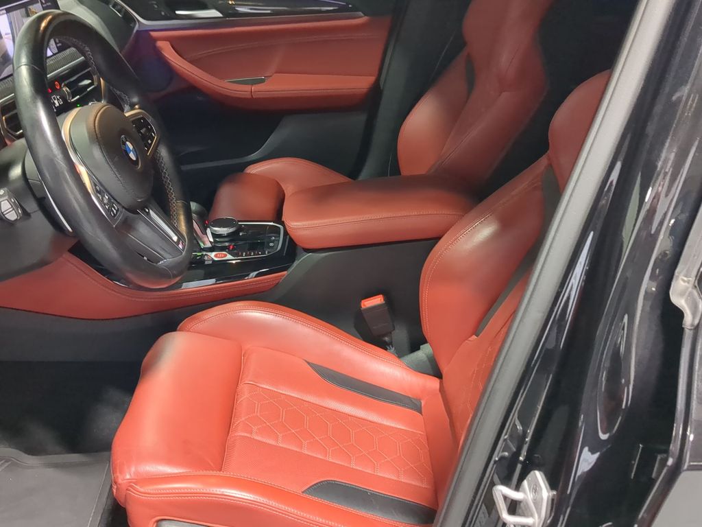Thumbnail: 2024 BMW X4 - 10