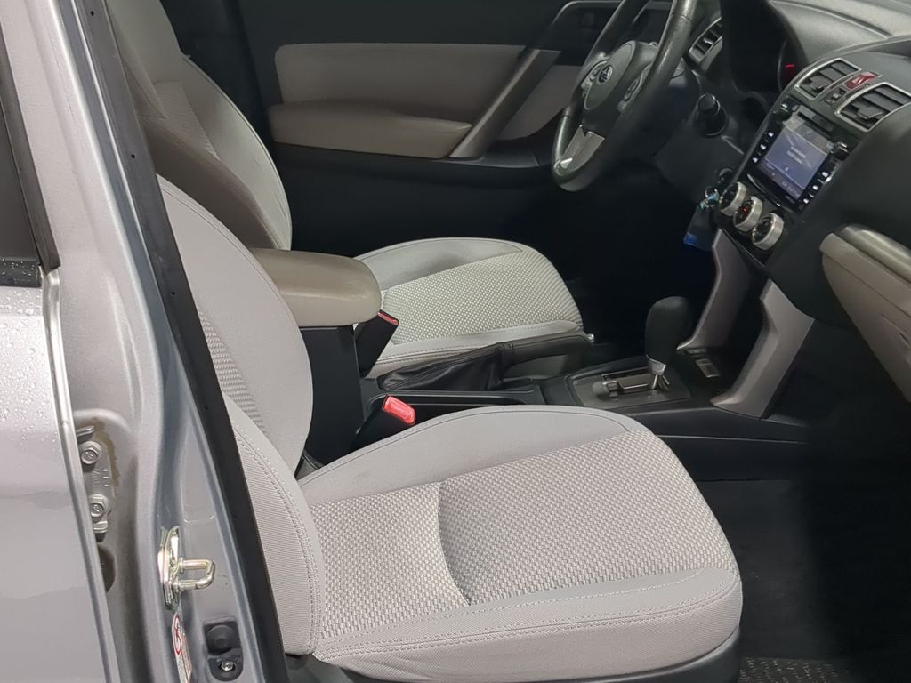 Thumbnail: 2018 Subaru Forester - 11