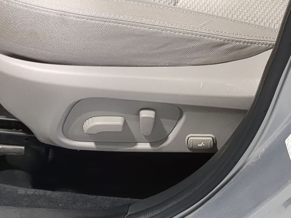 Thumbnail: 2016 Subaru Forester - 26