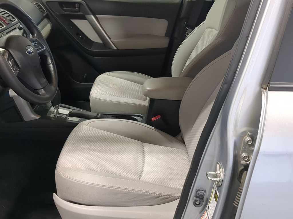 Thumbnail: 2016 Subaru Forester - 10