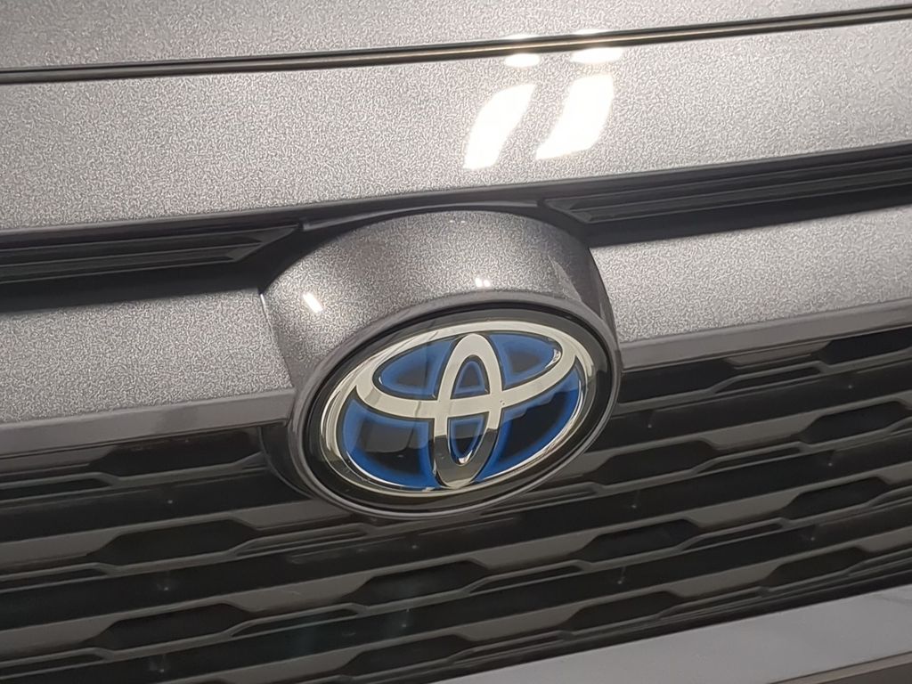Thumbnail: 2024 Toyota RAV4 - 7